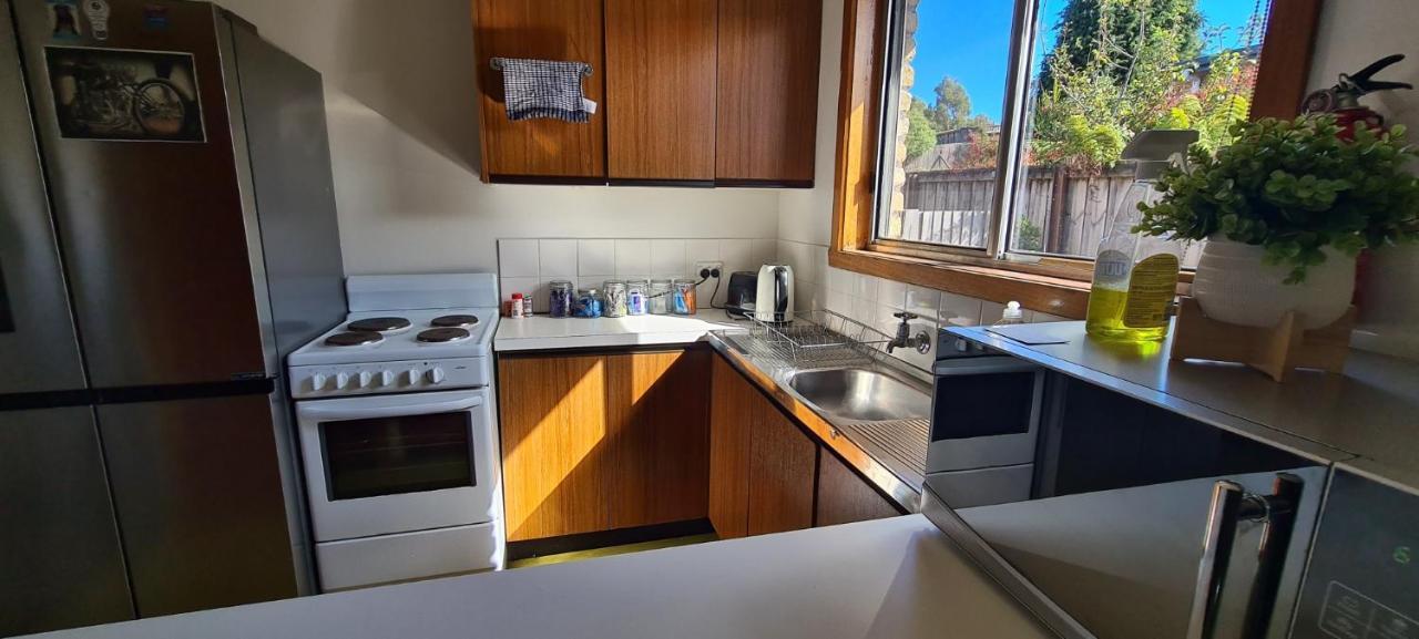 Waratah Waterfall Retreat Unit 1 Free Pay Tv In Two Rooms Free Wifi מראה חיצוני תמונה