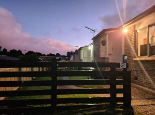 Waratah Waterfall Retreat Unit 1 Free Pay Tv In Two Rooms Free Wifi מראה חיצוני תמונה
