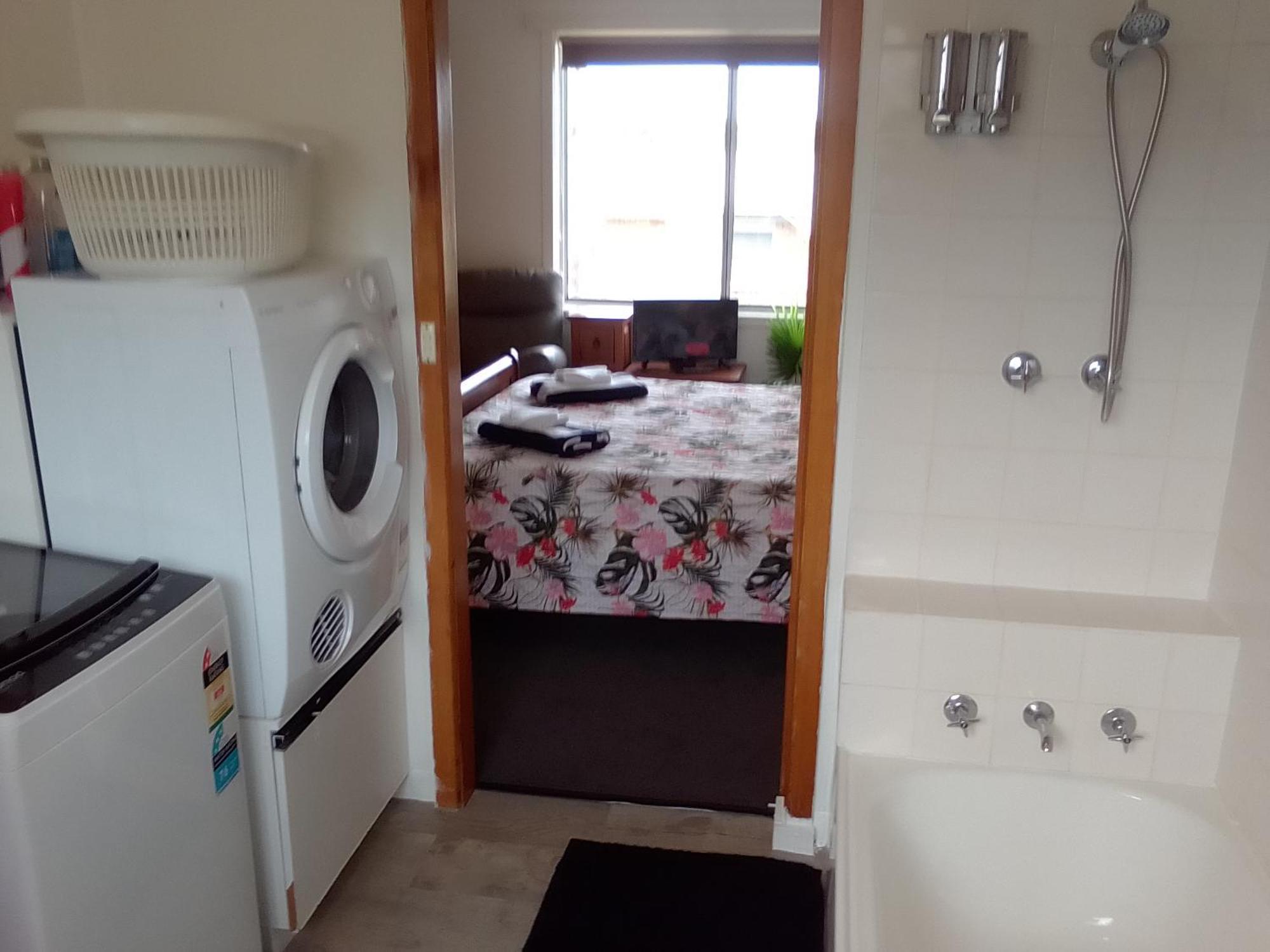 Waratah Waterfall Retreat Unit 1 Free Pay Tv In Two Rooms Free Wifi מראה חיצוני תמונה