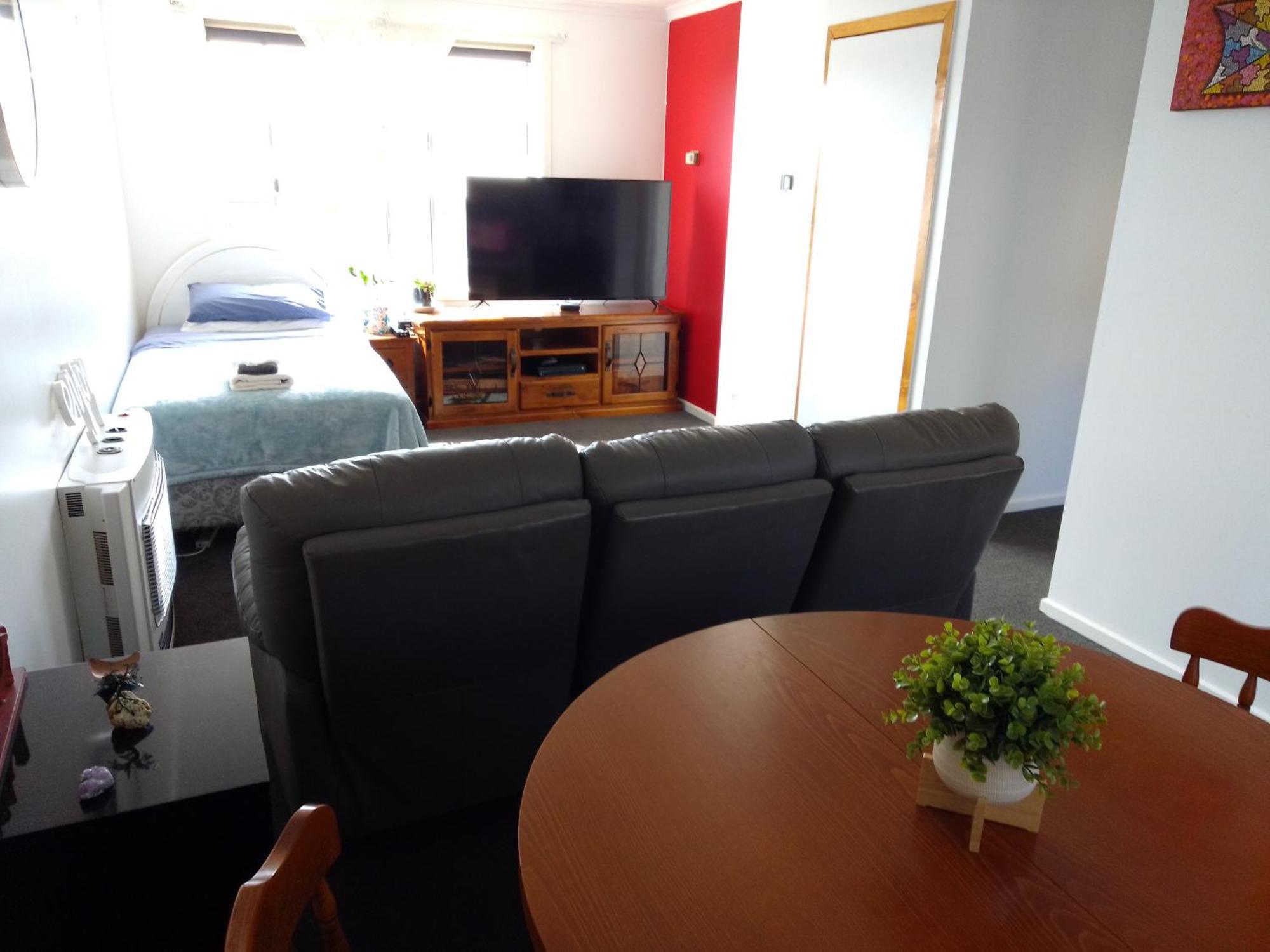 Waratah Waterfall Retreat Unit 1 Free Pay Tv In Two Rooms Free Wifi מראה חיצוני תמונה